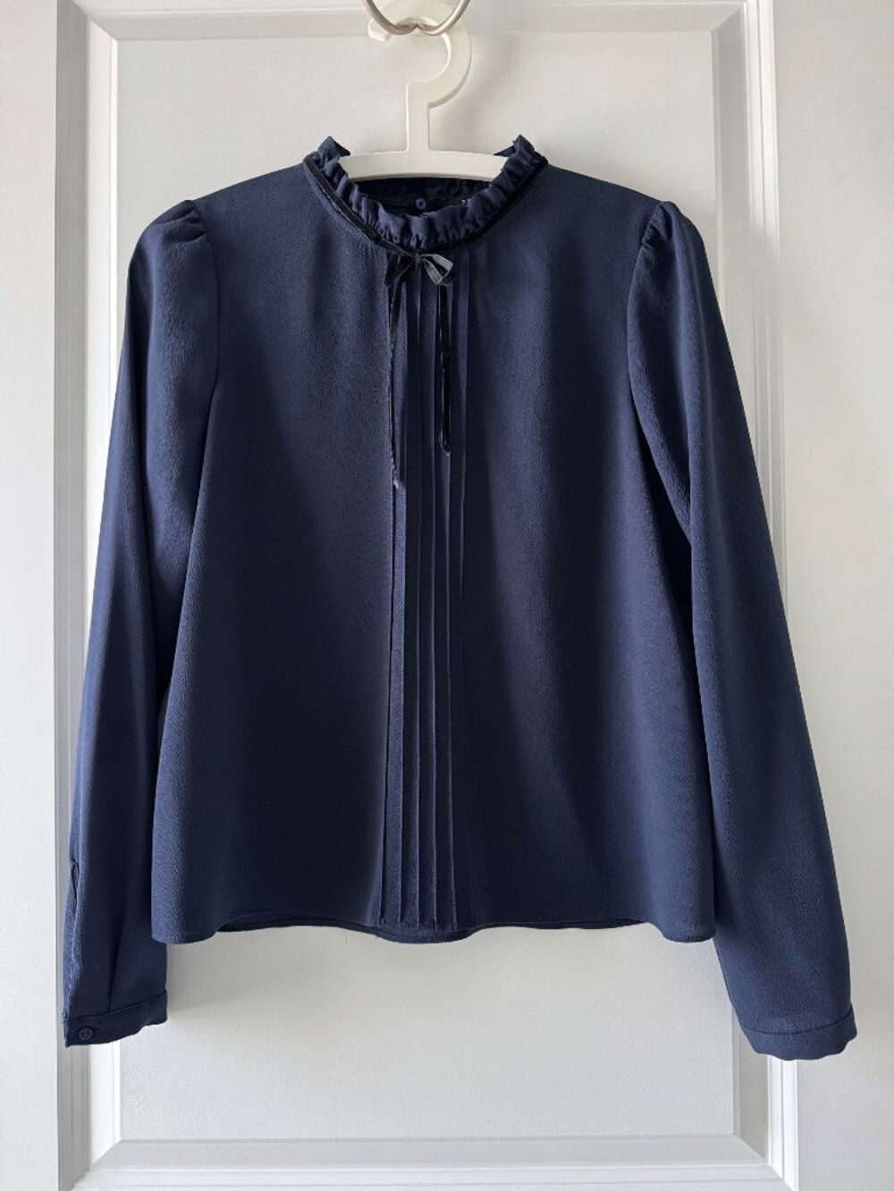 ZARA Ruffle Ribbon Blouse – Navy – Size S – NWOT
